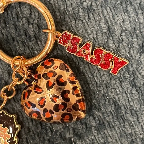 Betty Boop Sassy Key Ring Chain Bag Charm Leopard Gold Tone NWOT - Picture 7 of 8